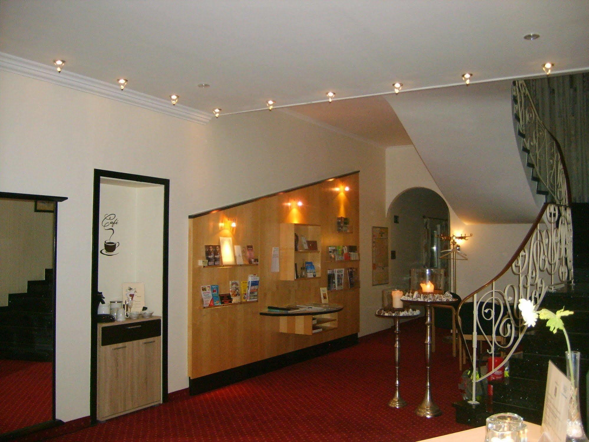 City Hotel By Celina Hagen  Dış mekan fotoğraf