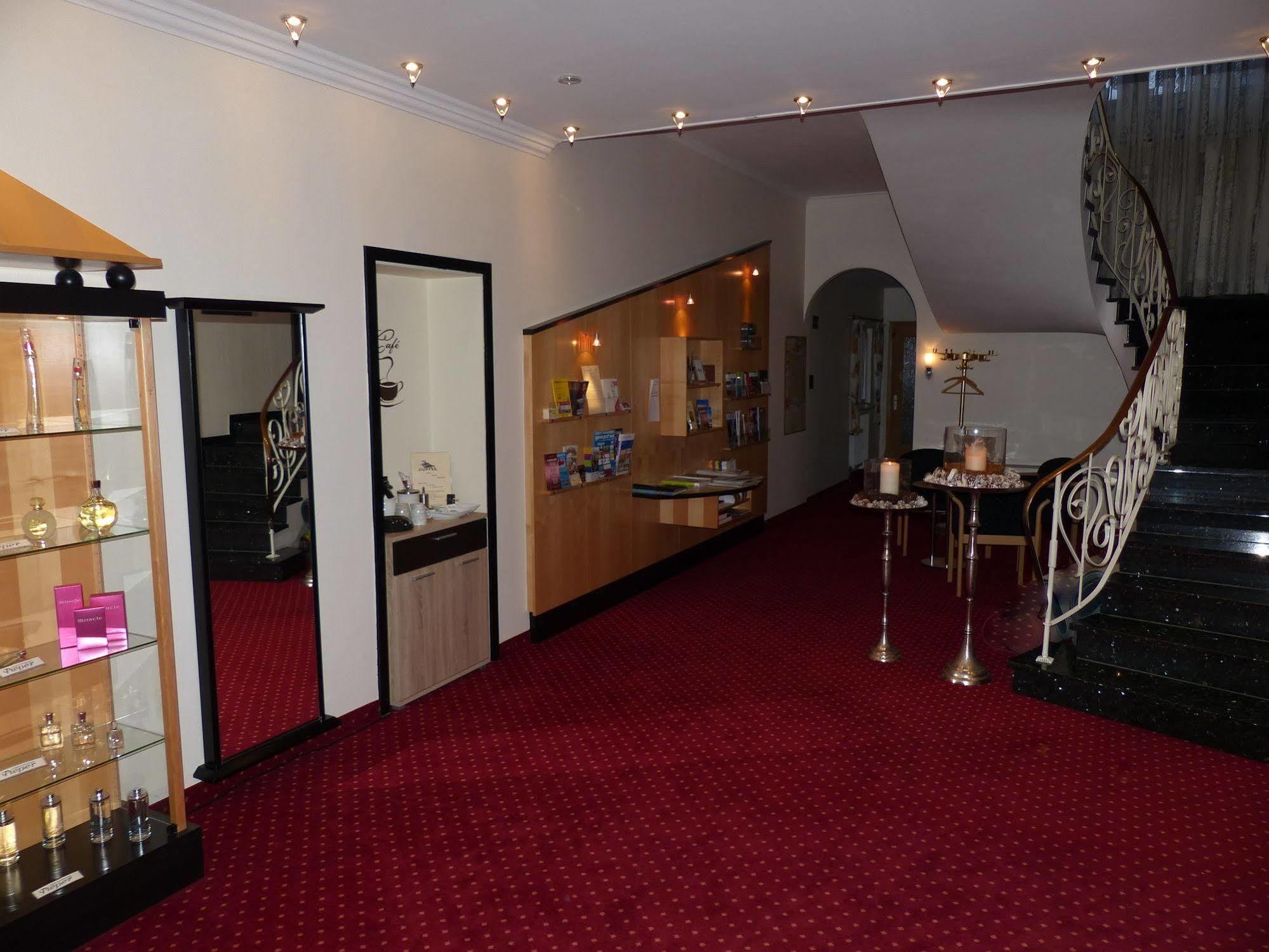 City Hotel By Celina Hagen  Dış mekan fotoğraf