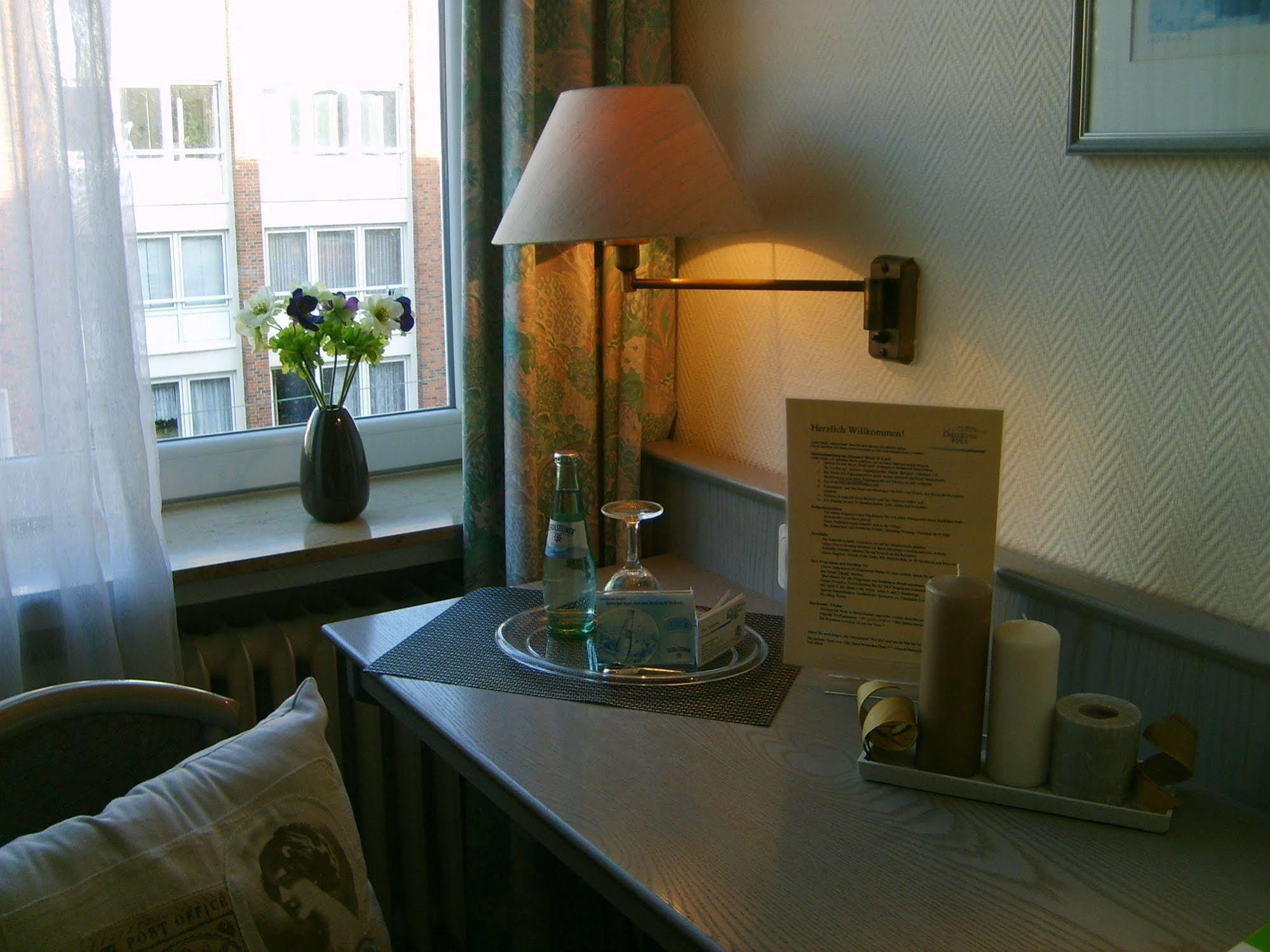 City Hotel By Celina Hagen  Dış mekan fotoğraf