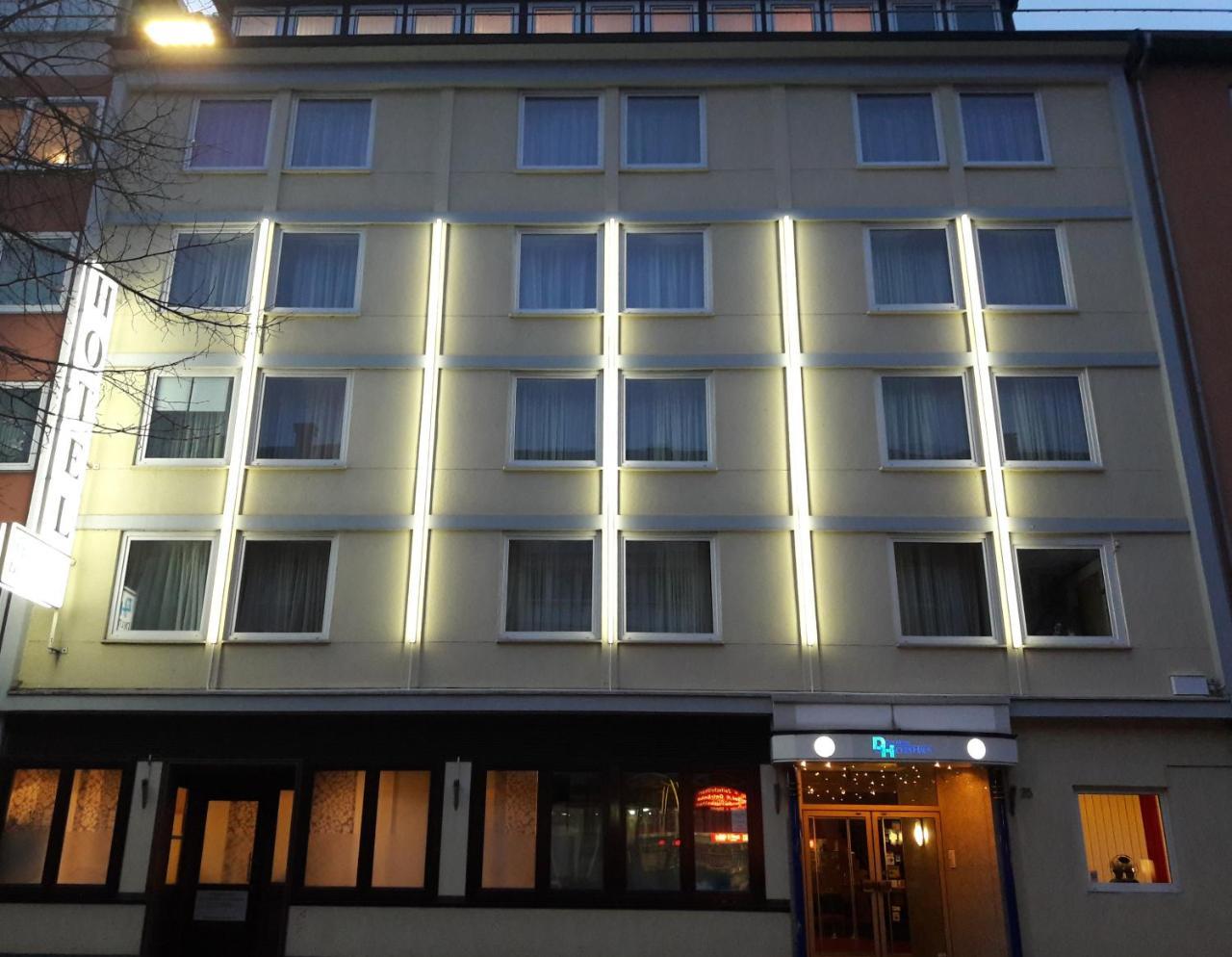 City Hotel By Celina Hagen  Dış mekan fotoğraf